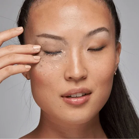 🤯5/$25🤯 purlisse Blue Lotus 4-in-1 Cleansing Milk 0.5 Fl. Oz. - Picture 3 of 4